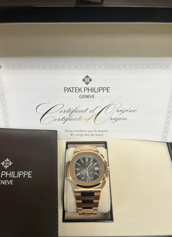 PATEK PHILIPPE NAUTILUS FLYBACK CHRONOGRAPH DATE 40.5MM - Image 2