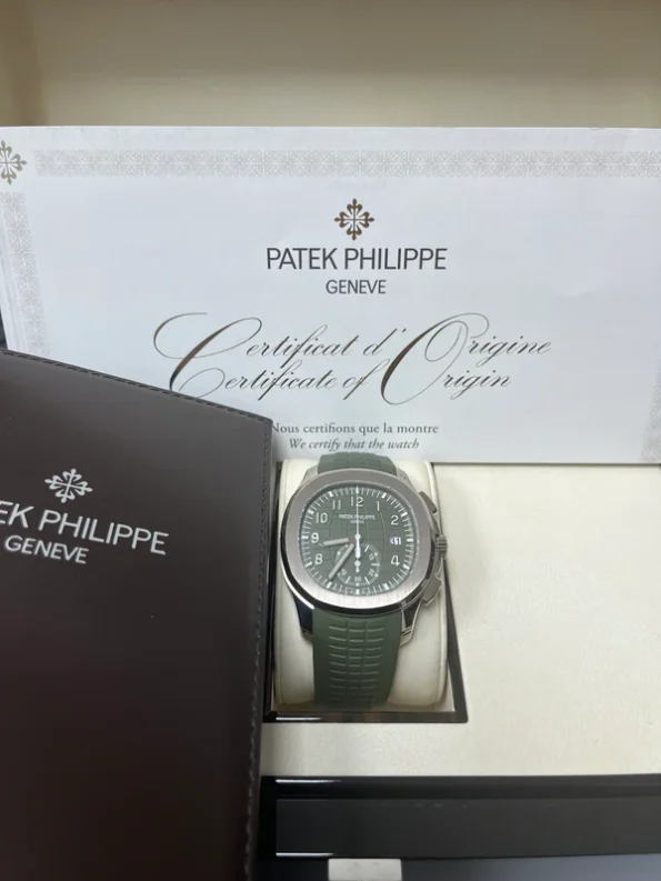 PATEK PHILIPPE AQUANAUT CHRONOGRAPH 42.2MM - Image 2