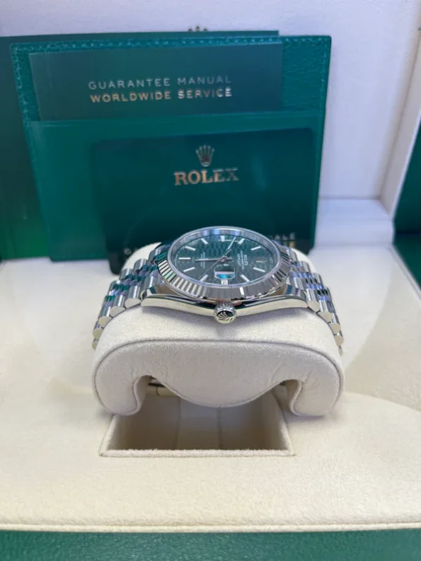 Rolex Datejust 36/41mm Mint Green Fluted Dial Stainless Steel Jubilee and Fluted Bezel 41mm Super clone - Image 3