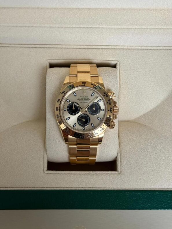 Rolex Cosmograph Daytona Gold m116508 Series - Image 2