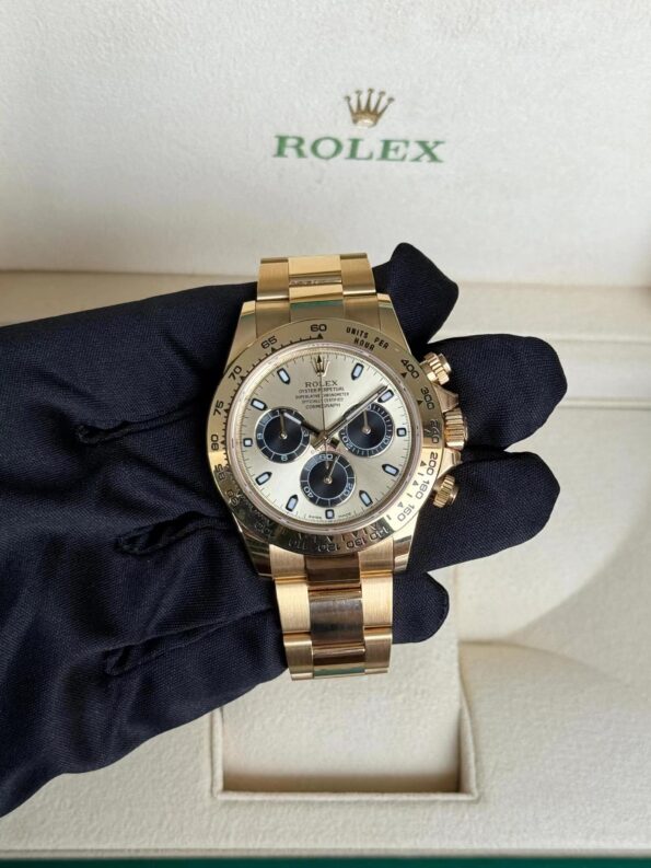 Rolex Cosmograph Daytona Gold m116508 Series - Image 5