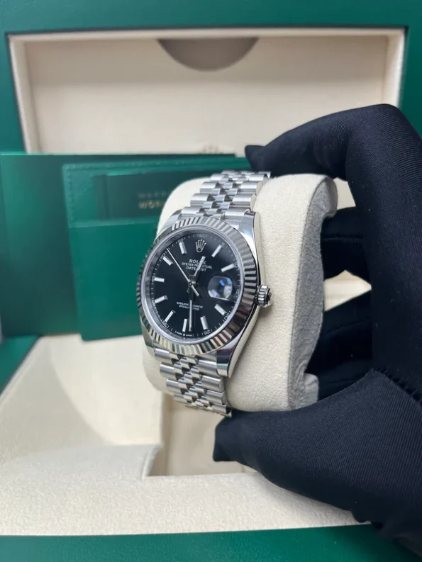 Rolex Datejust 36/41mm Stainless Steel on Oyster with Black Dial and Fluted Bezel Top Replica - Image 6