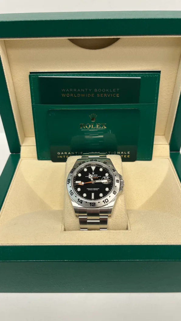 Rolex EXPLORER II Oyster, 42 mm, Oystersteel M226570-0002 - Image 2