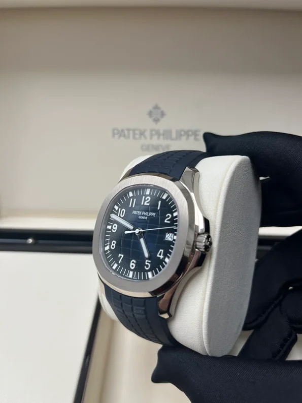 PATEK PHILIPPE AQUANAUT 42.2MM - Image 7