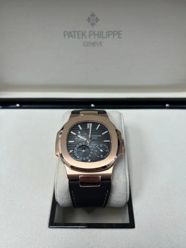 PATEK PHILIPPE NAUTILUS 40MM 5712R-001 - Image 2