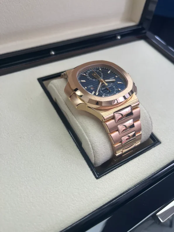 PATEK PHILIPPE NAUTILUS FLYBACK CHRONOGRAPH TRAVEL TIME 40.5MM 5990/1R-001 - Image 3