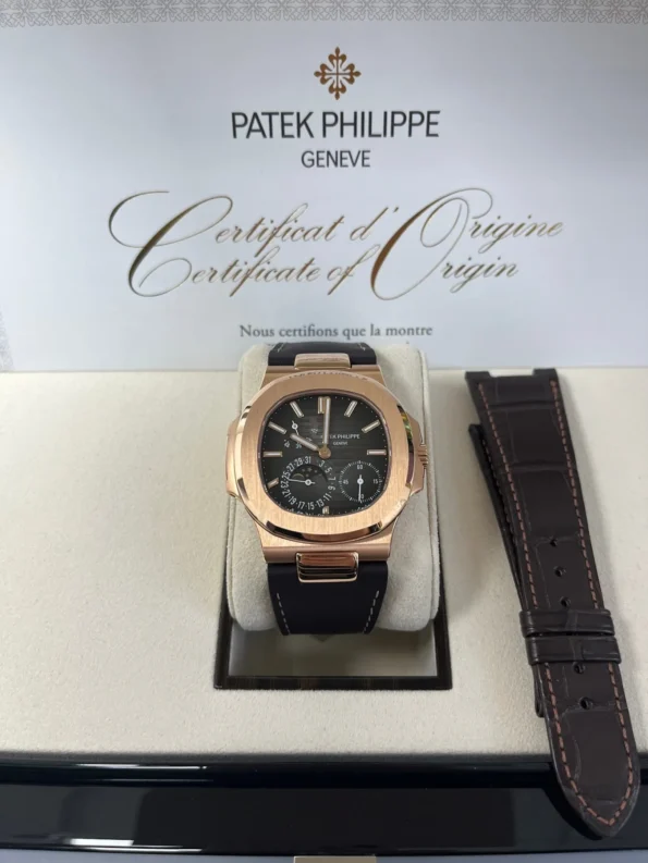 PATEK PHILIPPE NAUTILUS 40MM 5712R-001 - Image 3